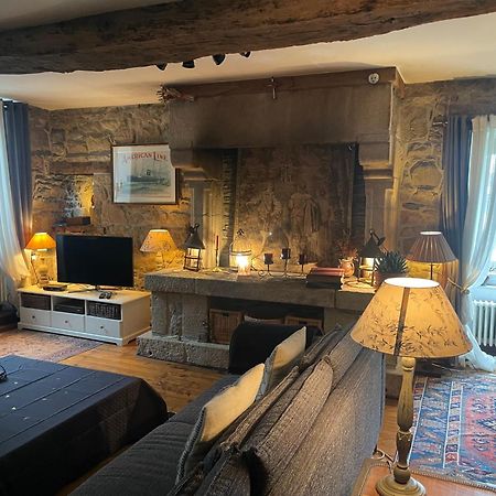 Appartement De 1634 Avec Balcon Au Sud Sur Jardin En Plein Coeur Historique Tréguier Екстериор снимка